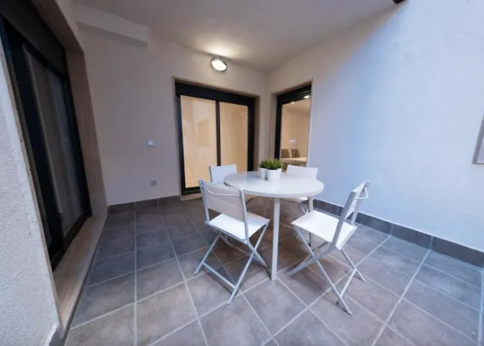 Tres Cruces Centro Apartment